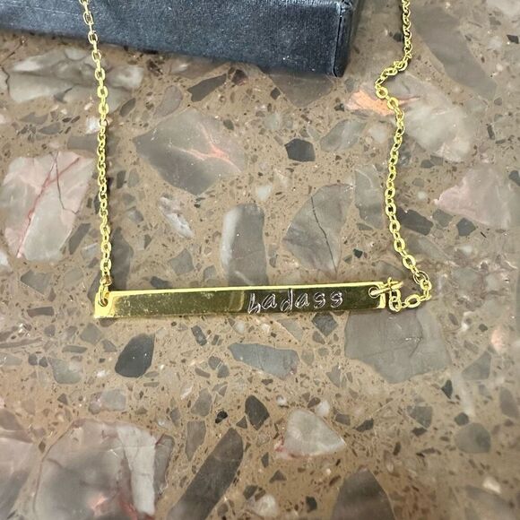 NWOT Olivia Jewelry Badass Bar Stainless Steel Chain Link Necklace Gold-tone OS - Picture 1 of 4